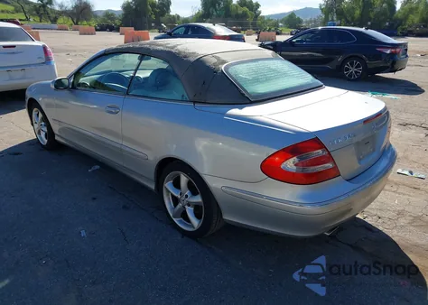2005 Mercedes-Benz Clk 320 из США, поврежденный, VIN WDBTK65G65T034741